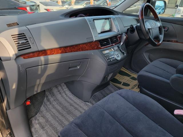 エスティマ ２．４アエラス　Ｇエディション　モデリスタエアロ　車高調　ツインムーンルーフ　両側パワースライド　ＨＤＭＩ　Ｂｌｕｅｔｏｏｔｈ　ＵＳＢ　スマートキー＆プッシュスタート　クルーズコントロール　ステアリングリモコン（47枚目）