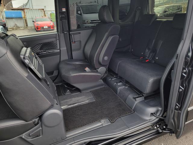 タント カスタムＸスタイルセレクション　両側パワースライド　ナビ　Ｂカメラ　Ｂｌｕｅｔｏｏｔｈ　ＵＳＢ　ＴＶキット　シートヒーター　シートバックテーブル　ロールサンシェード　ＬＥＤライト＆フォグ　衝突軽減ブレーキ　車線逸脱制御　Ｐセンサー（13枚目）