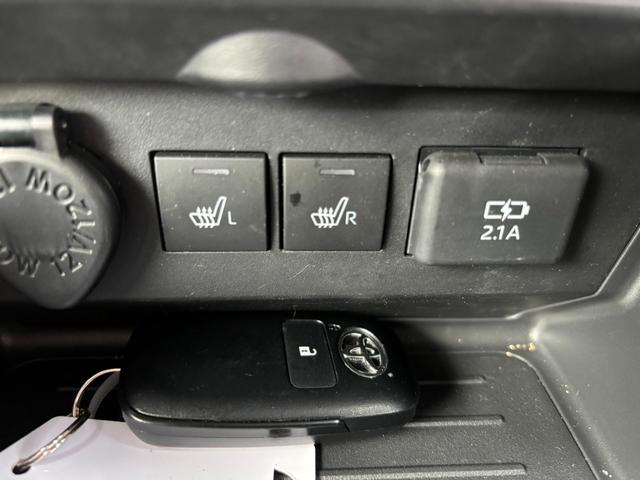 ライズ ハイブリッドＺ　バックカメラ、ステアリングスイッチ、クルーズコントロール、パーキングセンサー、電動パーキングブレーキ、シートヒーター（18枚目）