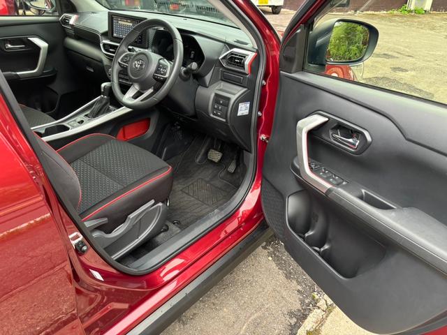 ライズ ハイブリッドＺ　バックカメラ、ステアリングスイッチ、クルーズコントロール、パーキングセンサー、電動パーキングブレーキ、シートヒーター（30枚目）