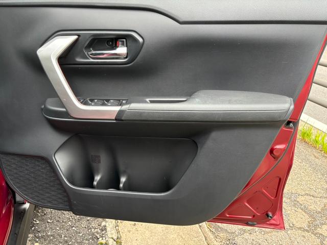 ライズ ハイブリッドＺ　バックカメラ、ステアリングスイッチ、クルーズコントロール、パーキングセンサー、電動パーキングブレーキ、シートヒーター（31枚目）