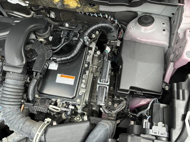 ライズ ハイブリッドＺ　バックカメラ、ステアリングスイッチ、クルーズコントロール、パーキングセンサー、電動パーキングブレーキ、シートヒーター（50枚目）