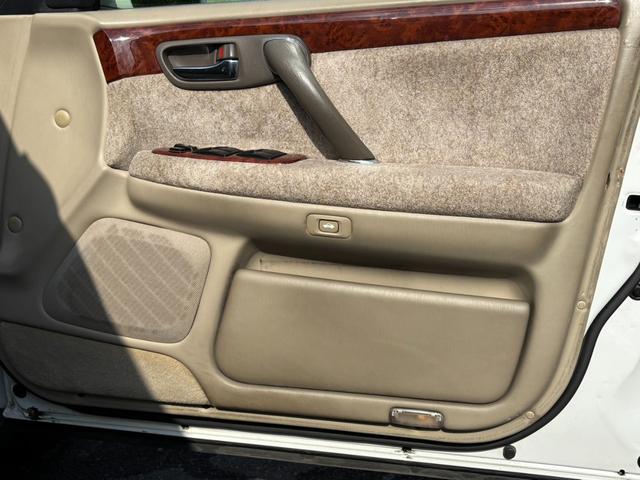 クラウンマジェスタ ３．０Ａタイプ　ドラレコ、ＥＴＣ装備（32枚目）