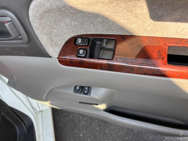 エルグランド リミテッドエディション　ラウンジパッケージ（27枚目）