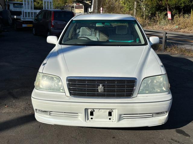 クラウン ロイヤルサルーン　プレミアム（2枚目）