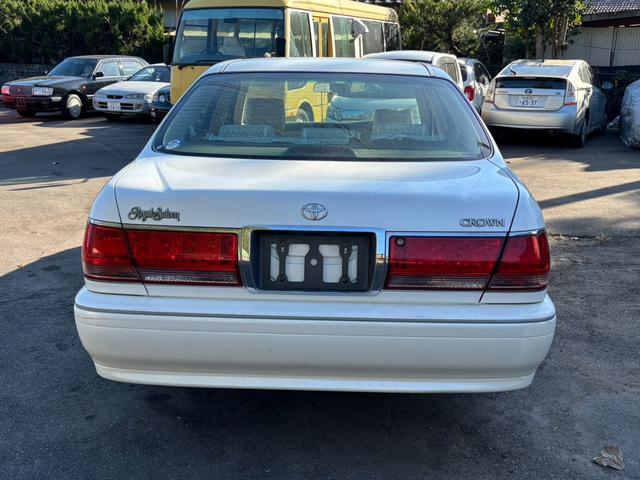 クラウン ロイヤルサルーン　プレミアム（6枚目）