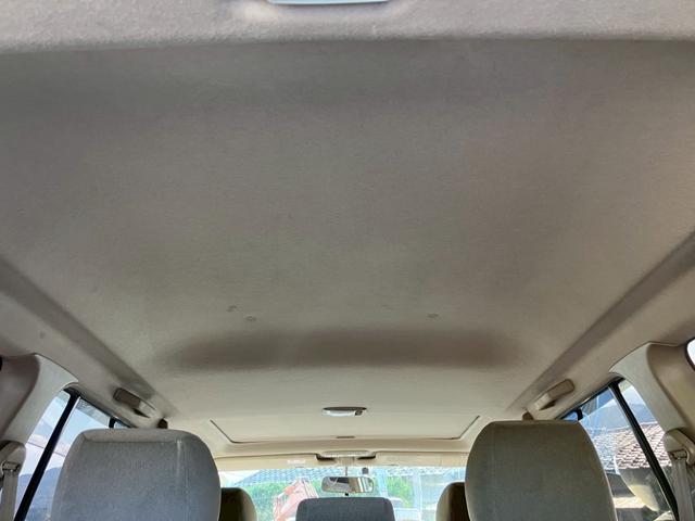 ランドクルーザープラド TXリミテッド ディーゼルターボ 4WD サンルーフ ルーフレール 3列シート8人乗り グリルガード 社外16インチアルミ 背面タイヤ 電動格納ドアミラー ETC(16枚目)