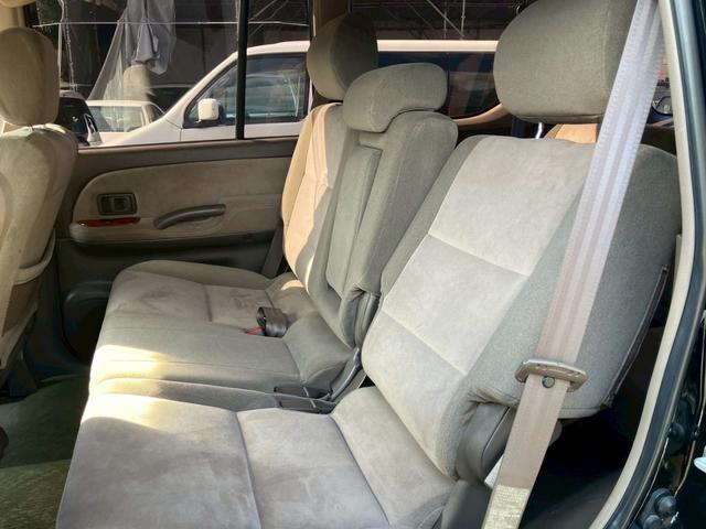 ランドクルーザープラド TXリミテッド ディーゼルターボ 4WD サンルーフ ルーフレール 3列シート8人乗り グリルガード 社外16インチアルミ 背面タイヤ 電動格納ドアミラー ETC(43枚目)