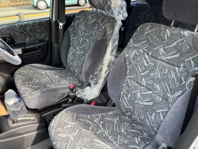 パジェロイオ パールパッケージ　ＥＴＣ装備、４ＷＤ、パワステ、パワーウインドウ、ナビ、エアバック（32枚目）