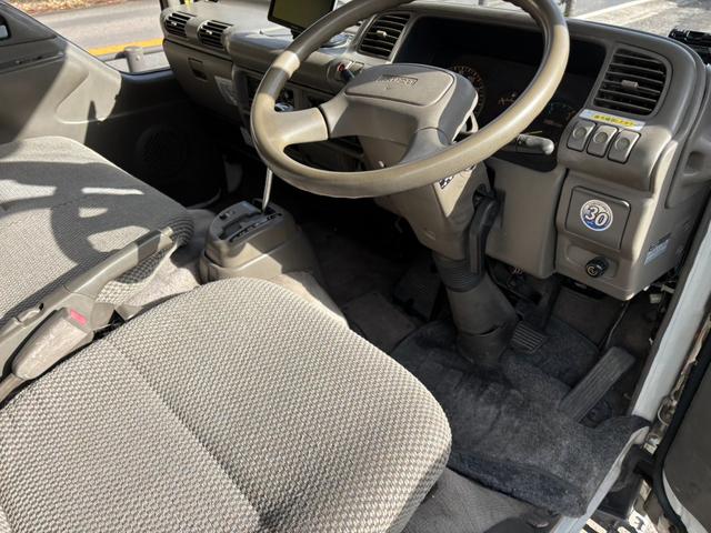 エルフトラック 　キャンピング、カスタム、パワステ、パワーウインドウ、バックカメラ、ＴＶ（20枚目）