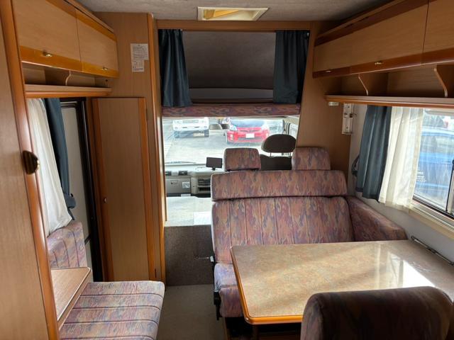 エルフトラック 　キャンピング、カスタム、パワステ、パワーウインドウ、バックカメラ、ＴＶ（29枚目）