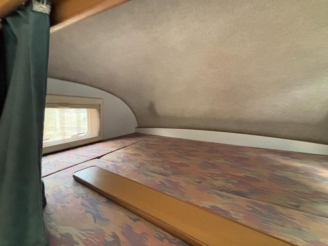 エルフトラック 　キャンピング、カスタム、パワステ、パワーウインドウ、バックカメラ、ＴＶ（32枚目）