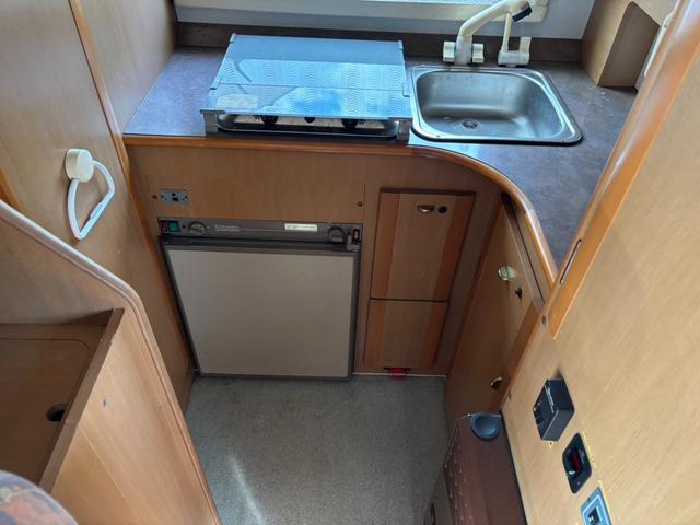 エルフトラック 　キャンピング、カスタム、パワステ、パワーウインドウ、バックカメラ、ＴＶ（47枚目）