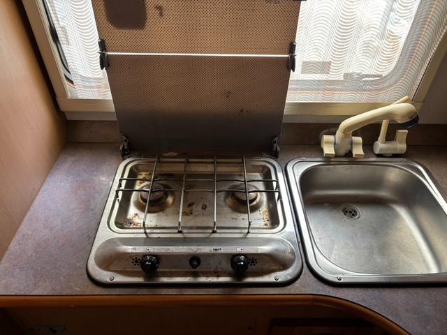 エルフトラック 　キャンピング、カスタム、パワステ、パワーウインドウ、バックカメラ、ＴＶ（52枚目）