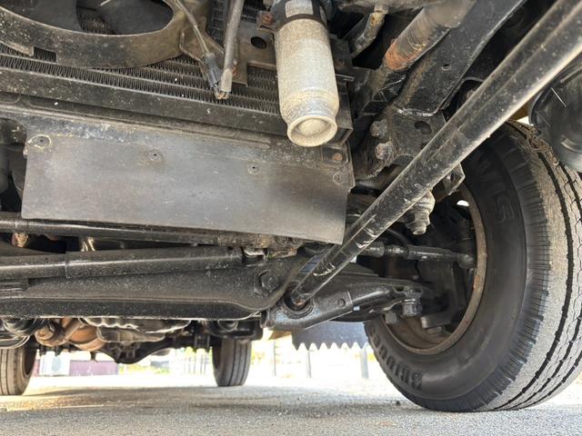 エルフトラック 　キャンピング、カスタム、パワステ、パワーウインドウ、バックカメラ、ＴＶ（55枚目）