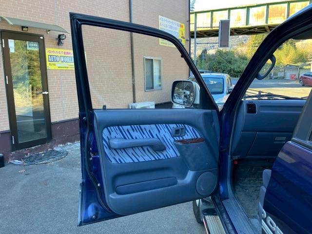 ���X�̎��p�͌���̔��ł��̂ŗ\�߂����������肢�v���܂��B