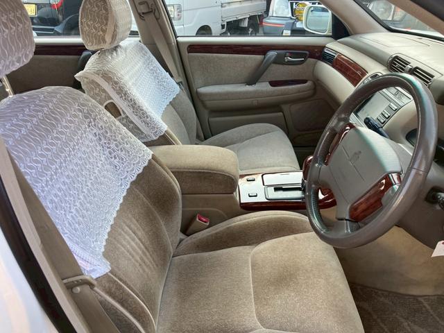 ���X�̎��p�͌���̔��ł��̂ŗ\�߂����������肢�v���܂��B