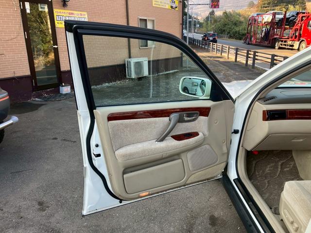 ���X�̎��p�͌���̔��ł��̂Ō��Ԋm�F�������߂��Ă��܂��B