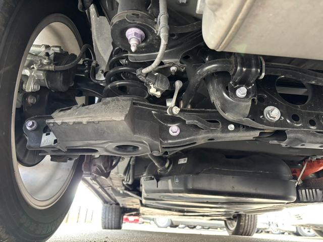 ハリアーハイブリッド Z ナビ バックモニター 全周囲カメラ エアロ スマートキー LEDヘッドライト クルーズコントロール 純正アルミ 電動リアゲート(14枚目)