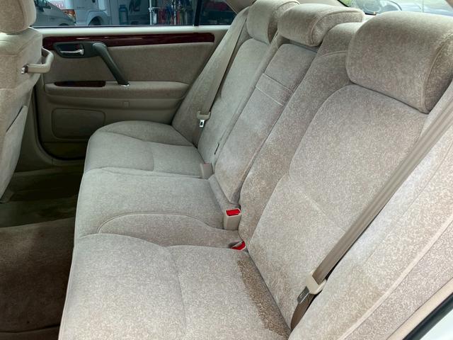 ���X�̎��p�͌���̔��ł��̂ŗ\�߂����������肢�v���܂��B