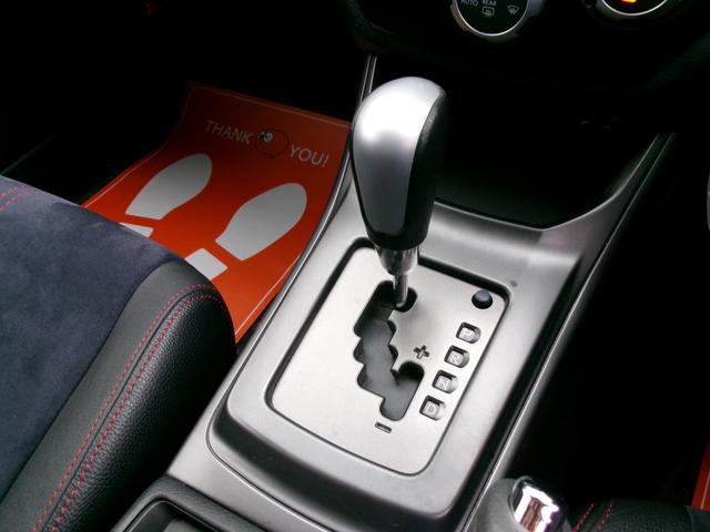インプレッサ ２．０ｉ－Ｓ　リミテッド　１年保証付　ハーフレザーシート　メモリーナビ　地デジＴＶ　運転席パワーシート　ＨＩＤ　ＥＴＣ　プッシュスタート　ユーザー買取（16枚目）