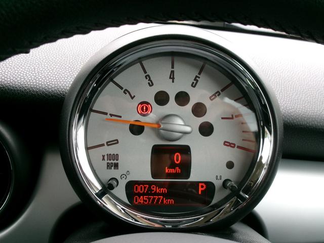 MINI クーパー クラブマン 1年保証付 禁煙車 ポータブルナビ デジタルルームミラー型ドラレコ キーレス2個 HID ETC ユーザー買取(50枚目)