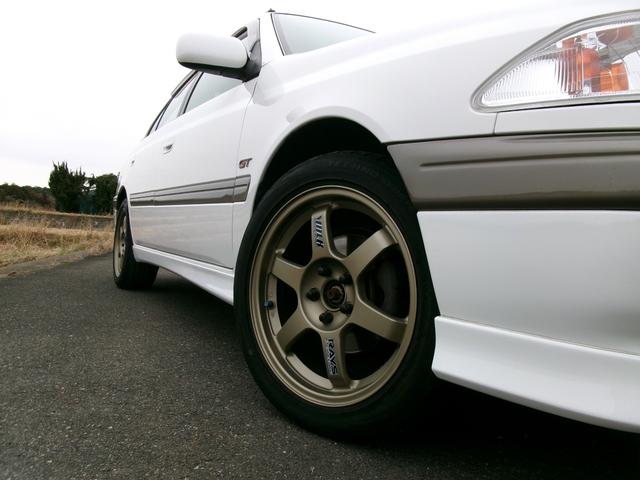 カリーナ ＧＴ　ＧＴ　５ＭＴ　４Ａ－ＧＥエンジン　クラッチ整備交換済Ｒ６．２　ＲＡＹＳ１６インチアルミホイール　キーレス　ＥＴＣ　ユーザー買取（30枚目）