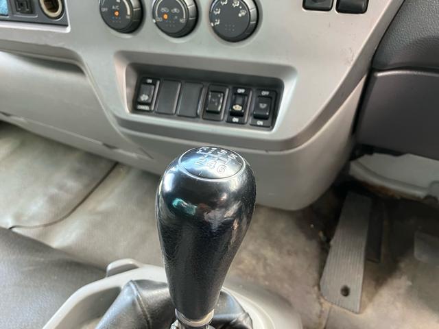 コンドル ベースグレード　プレス式パッカー車／バックカメラ／ドライブレコーダー／マニュアル６速（19枚目）