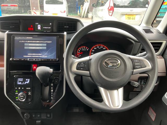 トール Ｇ　リミテッド　ＳＡＩＩＩ　バックカメラ／全周囲カメラ／ナビ・フルセグＴＶ／ＣＤ・ＤＶＤ再生／クリアランスソナー／両側電動スライドドア／シートヒーター／スマートキー／プッシュスタート（3枚目）