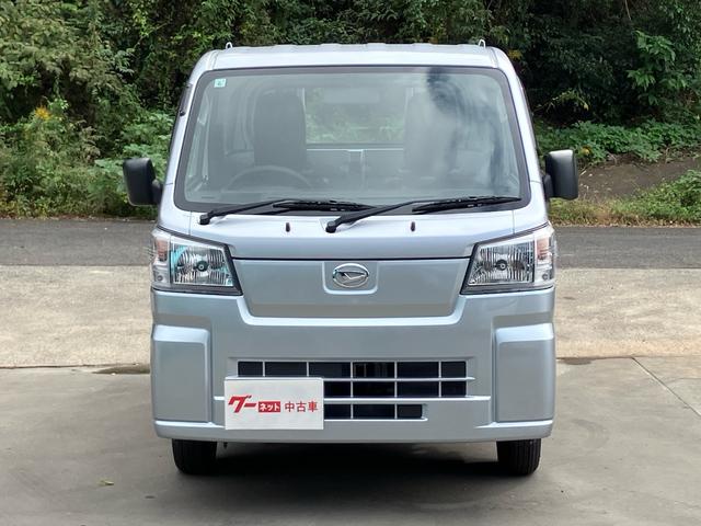 ハイゼットトラック スタンダード　ＬＥＤヘッドランプ／純正フロアマット／純正ドアバイザー／ゲートプロテクター／ガードフレームプロテクター／マニュアル５速／三方開（2枚目）