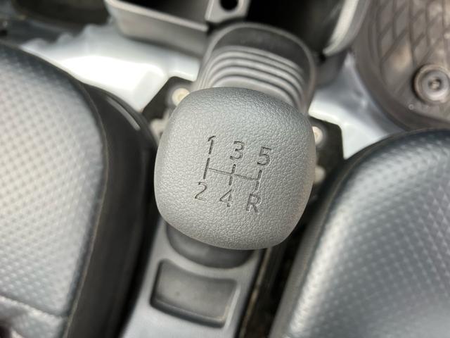 ハイゼットトラック スタンダード　ＬＥＤヘッドランプ／純正フロアマット／純正ドアバイザー／ゲートプロテクター／ガードフレームプロテクター／マニュアル５速／三方開（17枚目）