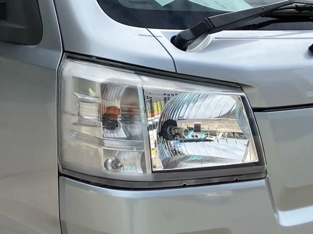 ハイゼットトラック スタンダード　ＬＥＤヘッドランプ／純正フロアマット／純正ドアバイザー／ゲートプロテクター／ガードフレームプロテクター／マニュアル５速／三方開（19枚目）