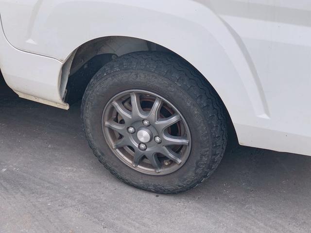 ハイゼットトラック スタンダード 3方開/4WD/5速ミッション/エアコン/パワステ/エアバック/ABS ETC/社外アルミ(4枚目)