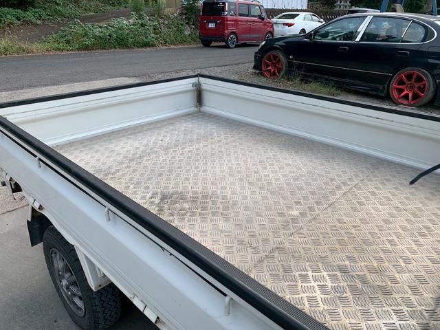 ハイゼットトラック スタンダード 3方開/4WD/5速ミッション/エアコン/パワステ/エアバック/ABS ETC/社外アルミ(5枚目)