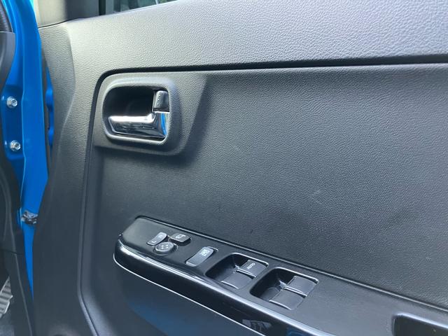 アルトワークス ベースグレード Bluetooth接続/CD・DVD再生/ETC/マニュアル5速/プッシュスタート/スマートキー2個/社外15インチアルミホイール/ワンオーナー(11枚目)