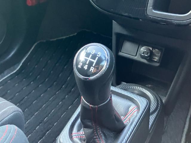 アルトワークス ベースグレード Bluetooth接続/CD・DVD再生/ETC/マニュアル5速/プッシュスタート/スマートキー2個/社外15インチアルミホイール/ワンオーナー(23枚目)