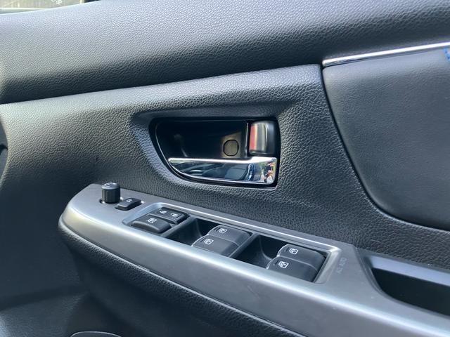 レヴォーグ １．６ＧＴ－Ｓアイサイト　前後ドライブレコーダー／ナビ・フルセグＴＶ／Ｂｌｕｅｔｏｏｔｈ接続／ＣＤ・ＤＶＤ再生／ＥＴＣ／スマートキー２個／社外１８インチアルミホイール／パワーシート／ＬＥＤヘッドランプ（11枚目）