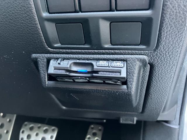 レガシィツーリングワゴン ２．５ｉ　Ｂスポーツアイサイト　Ｇパッケージ　パワーシート／ナビ・フルセグＴＶ／Ｂｌｕｅｔｏｏｔｈ接続／ＥＴＣ／バックカメラ／ＣＤ・ＤＶＤ再生／スマートキー／クルーズコントロール／アルミホイール（22枚目）