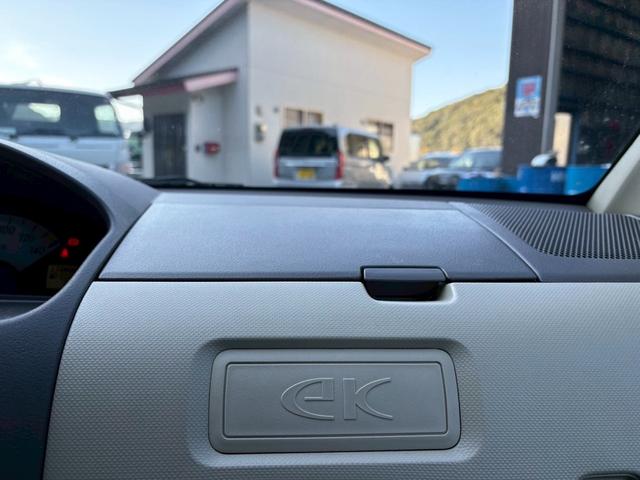 eKワゴン M 4WD/シートヒーター/キーレスエントリー/アルミホイール/ETC/CD再生/パワーステアリング/マニュアル5速(14枚目)