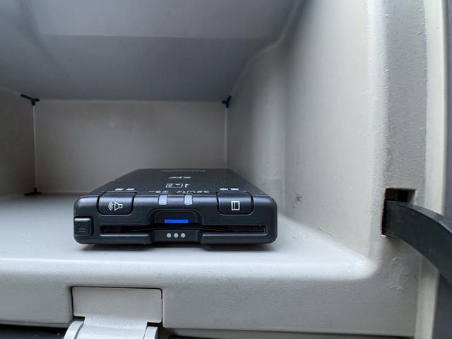 eKワゴン M 4WD/シートヒーター/キーレスエントリー/アルミホイール/ETC/CD再生/パワーステアリング/マニュアル5速(20枚目)