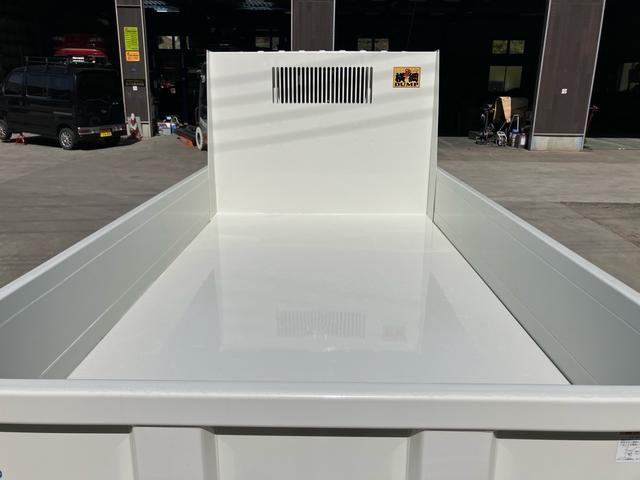 デュトロ 全低床強化ダンプ　ステアリングスイッチ／全低床スーパー横綱ダンプ３ｔ／ＬＥＤオートヘッドライト／後輪ダブル／レーンアシスト／自動パーキングブレーキ／衝突被害軽減ブレーキ（35枚目）