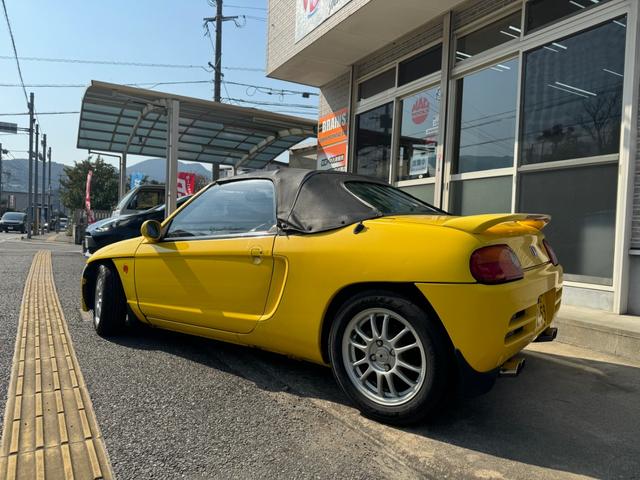 ビート 　ＥＣＵチューン　ハイオク仕様　新品ネオバタイヤ　新品スクリーン　社外アルミホイール　運転席フルバケシート　モモステ　社外マフラー　ラルグス車高調　社外フロントリップ　ＥＴＣ　ＵＳＢオーディオ（6枚目）