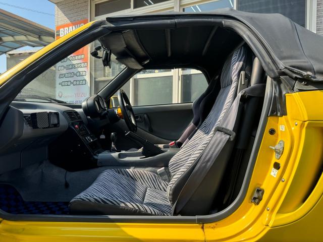 ビート 　ＥＣＵチューン　ハイオク仕様　新品ネオバタイヤ　新品スクリーン　社外アルミホイール　運転席フルバケシート　モモステ　社外マフラー　ラルグス車高調　社外フロントリップ　ＥＴＣ　ＵＳＢオーディオ（19枚目）