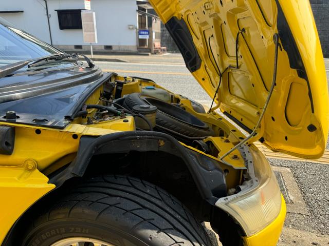 ビート 　ＥＣＵチューン　ハイオク仕様　新品ネオバタイヤ　新品スクリーン　社外アルミホイール　運転席フルバケシート　モモステ　社外マフラー　ラルグス車高調　社外フロントリップ　ＥＴＣ　ＵＳＢオーディオ（26枚目）