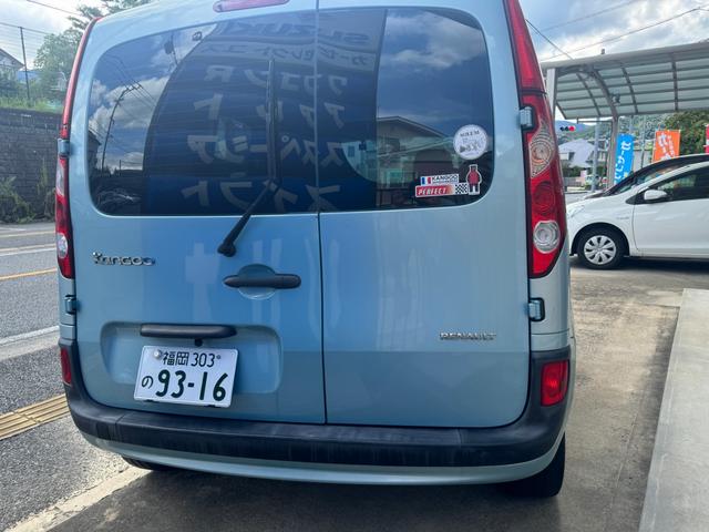 カングー １．６　ユーザー買取車　社外ＬＥＤヘッドライト　社外Ｂカメラ　Ｂｌｕｅｔｏｏｔｈオーディオ　ドラレコ　ＥＴＣ　４速オートマ　点検整備記録簿有　メンテナンス歴有（8枚目）