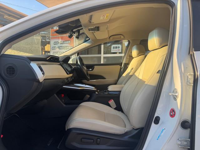 クラリティＰＨＥＶ ＥＸ　１オーナー　禁煙車　ディーラー記録簿　Ｈ３１．１　Ｒ１．８　Ｒ２．９　Ｒ４．１０．　Ｒ６．９有　ＬＥＤヘッド　デイライト　ＨＯＮＤＡセンシング　ビルトインＥＴＣ　純正ドラレコ　メッキサイドガーニッシュ（36枚目）