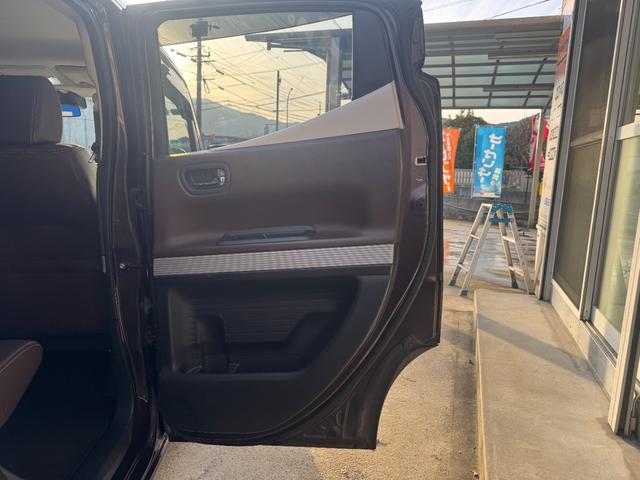 N-BOXスラッシュ X・ターボパッケージ ターボ車 純正15AW サウンドマッピング Bluetooth インテリアカラーパッケージ ETC スマートキー プッシュスタート HIDヘッドライト フルフラット チップアップリアシート(25枚目)