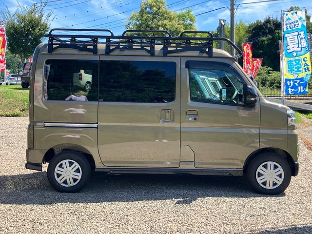 アトレー ＲＳ　届出済未使用車　ルーフレール　ハードカーゴ　ワークキャリアー　サイドオーニング　ＬＥＤスキッドグリル　後カメラ　ＡＴハイビーム　衝突軽減ブレーキシステム　コーナーソナー　車線逸脱警告　助手席エアバック（6枚目）