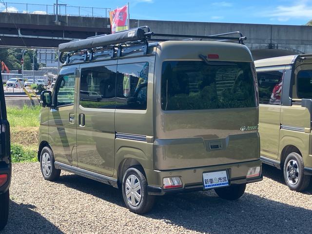 アトレー ＲＳ　届出済未使用車　ルーフレール　ハードカーゴ　ワークキャリアー　サイドオーニング　ＬＥＤスキッドグリル　後カメラ　ＡＴハイビーム　衝突軽減ブレーキシステム　コーナーソナー　車線逸脱警告　助手席エアバック（9枚目）