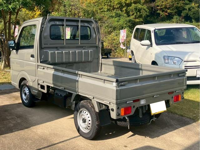 キャリイトラック ＫＣエアコン・パワステ　安全ボディ　パワーウィンドー　助手席エアバック　ＡＣ　運転席エアバック　パートタイム４ＷＤ　パワステ　横滑防止　ＡＢＳ　盗難防止システム（24枚目）